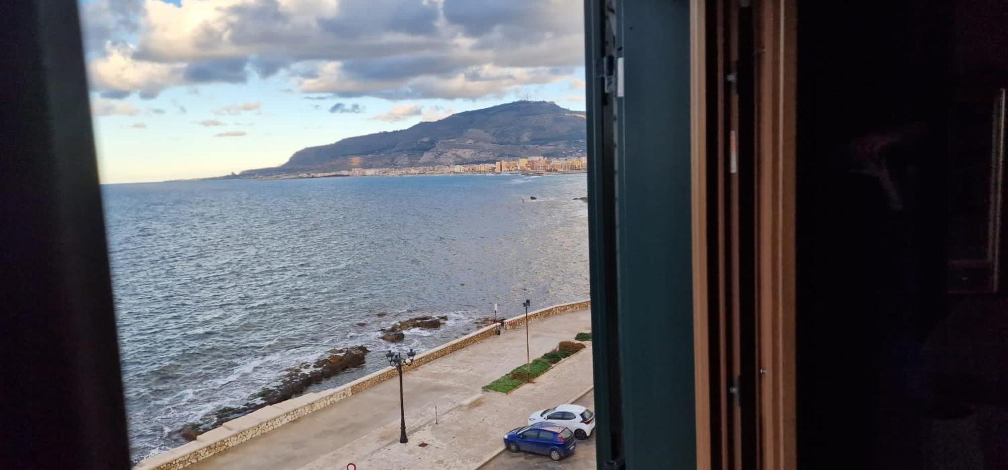 Attico Vista Mare Trapani Διαμέρισμα Εξωτερικό φωτογραφία