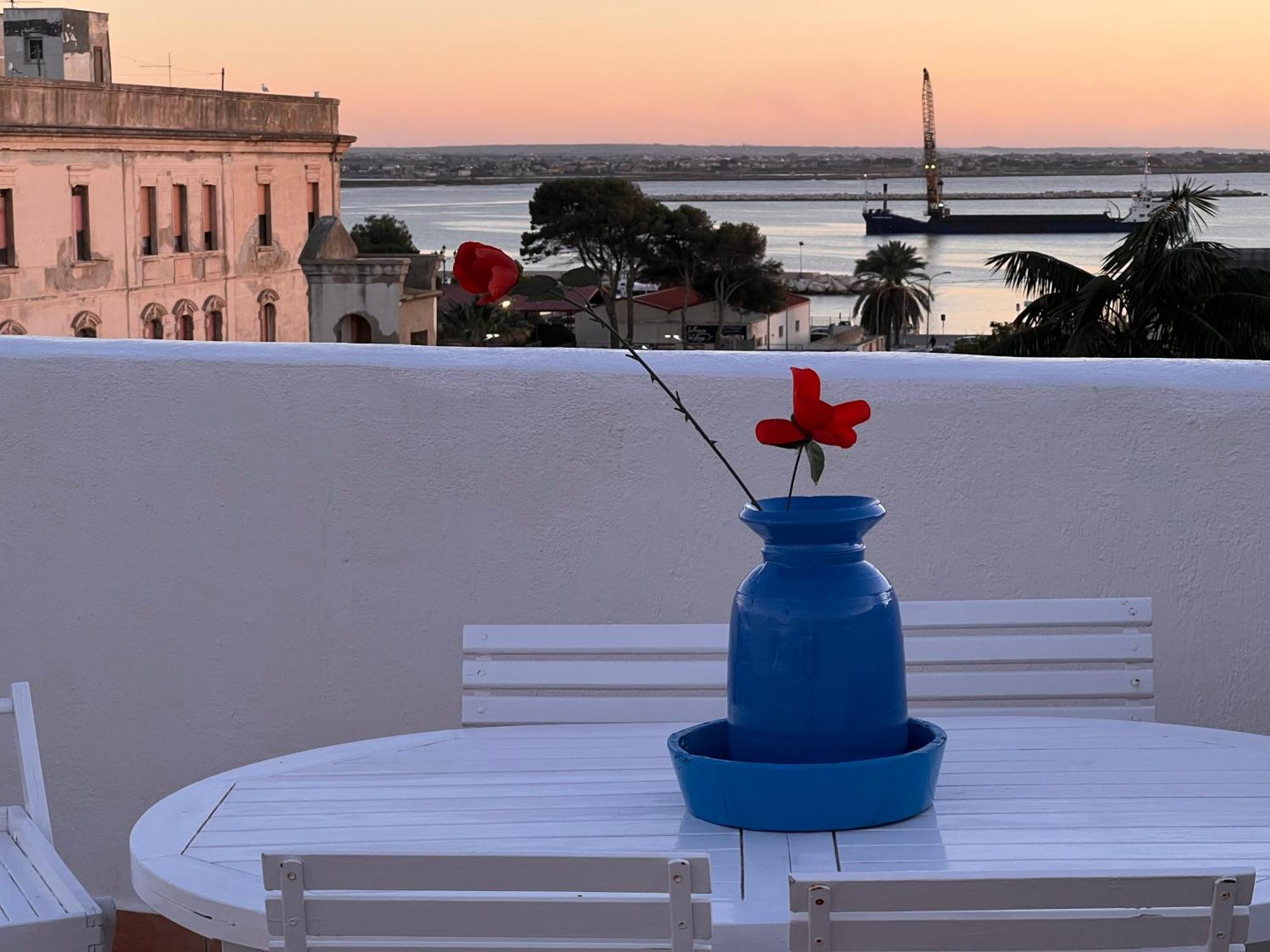 Attico Vista Mare Trapani Διαμέρισμα Εξωτερικό φωτογραφία